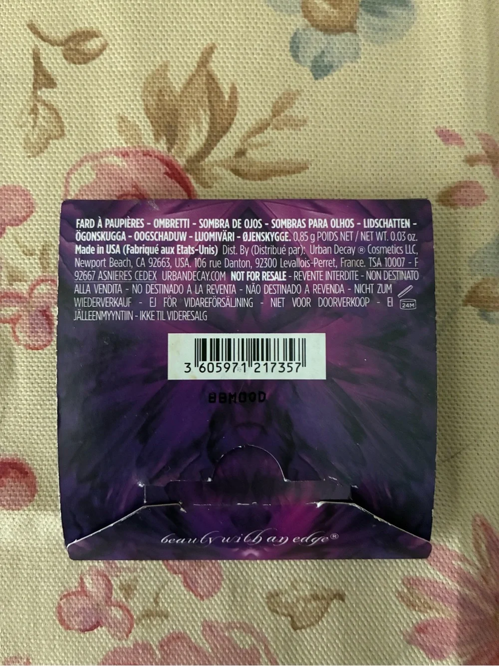 Urban Decay Lounge Eyeshadow Sample *Rare